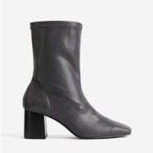 Oak + Fort 10 Gray Heeled Boots